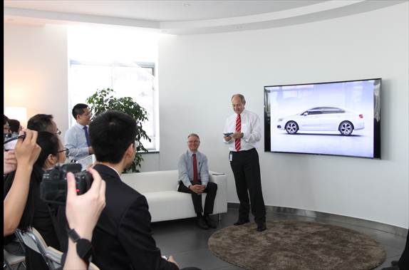 斯特的极致天窗工艺瓦力棋牌遇见伟巴