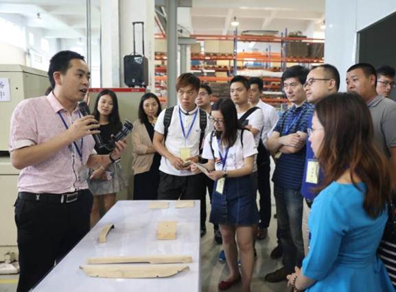 斯特的极致天窗工艺瓦力棋牌遇见伟巴(图11)