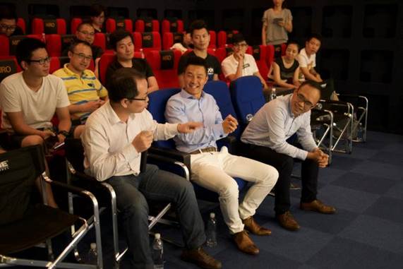 斯特的极致天窗工艺瓦力棋牌遇见伟巴(图17)