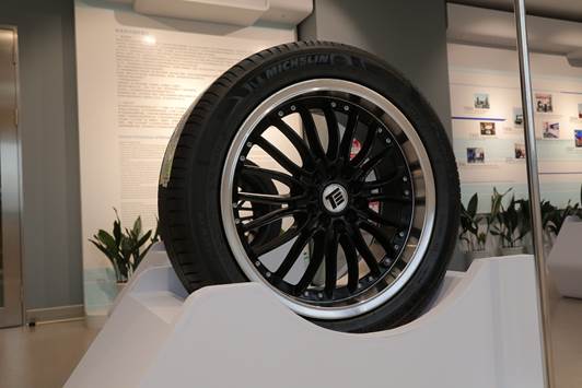 斯特的极致天窗工艺瓦力棋牌遇见伟巴(图32)